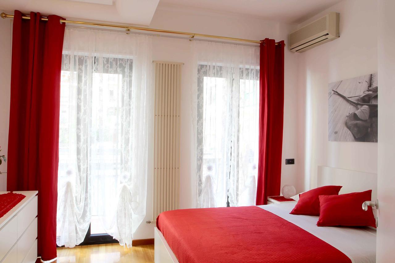 Apartment De Rossi Бари Екстериор снимка